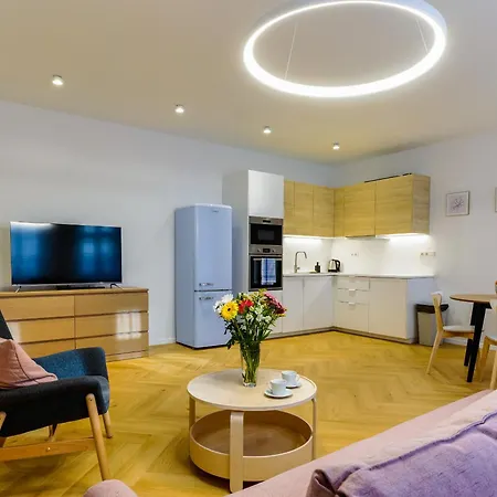 Lägenhet Hviezdoslavova Apartments, Centre, Parking Available *