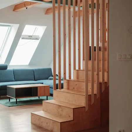 Hviezdoslavova Apartments, Centre, Parking Available Lägenhet