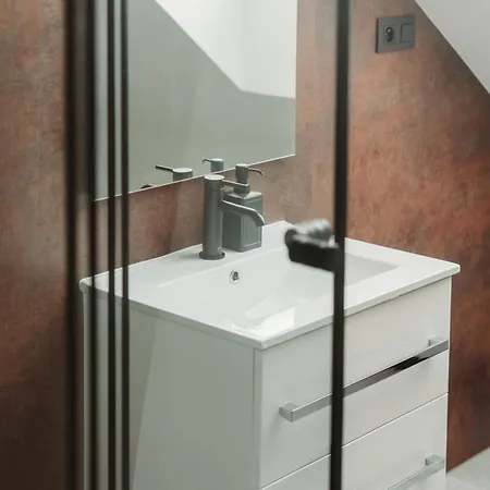 アパート Hviezdoslavova Apartments, Centre, Parking Available トルナヴァ