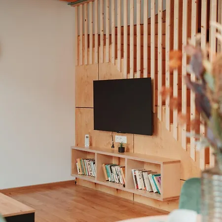 Hviezdoslavova Apartments, Centre, Parking Available Trnava