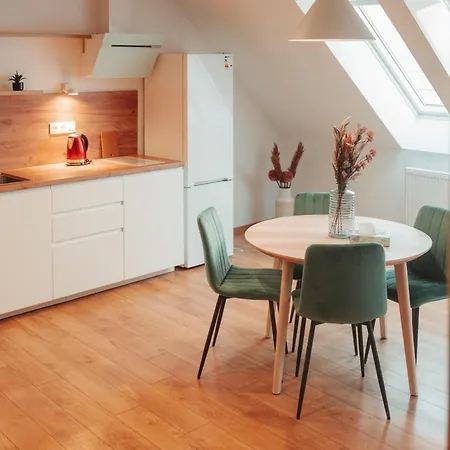 Lägenhet Hviezdoslavova Apartments, Centre, Parking Available *