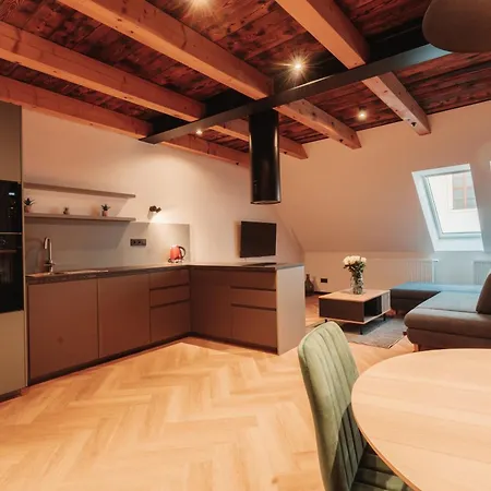 アパート Hviezdoslavova Apartments, Centre, Parking Available