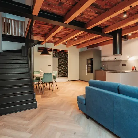 Hviezdoslavova Apartments, Centre, Parking Available Апартаменты *