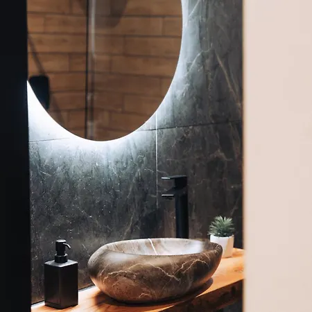 Hviezdoslavova Apartments, Centre, Parking Available Lägenhet