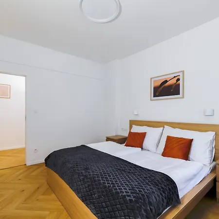 Апартаменты Hviezdoslavova Apartments, Centre, Parking Available *