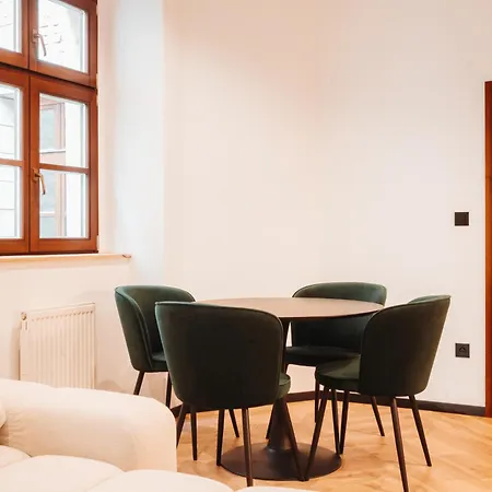 Hviezdoslavova Apartments, Centre, Parking Available *